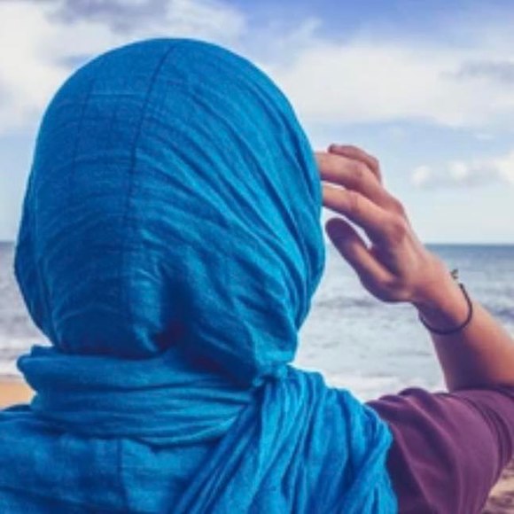 Meet your Posher, Vy - Picture 1 of 1